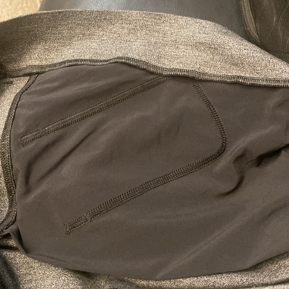 Lululemon On Track Crew Neck Sweatshirt, Size 6, Color Heathered Black - Picture 13 of 13